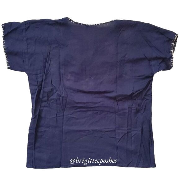 HANDMADE Traditional Embroidered Mexican Blouse - Picture 11 of 12